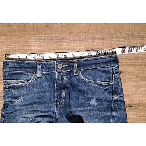 Zara Distressed Denim Jean Shorts - Picture 10 of 12